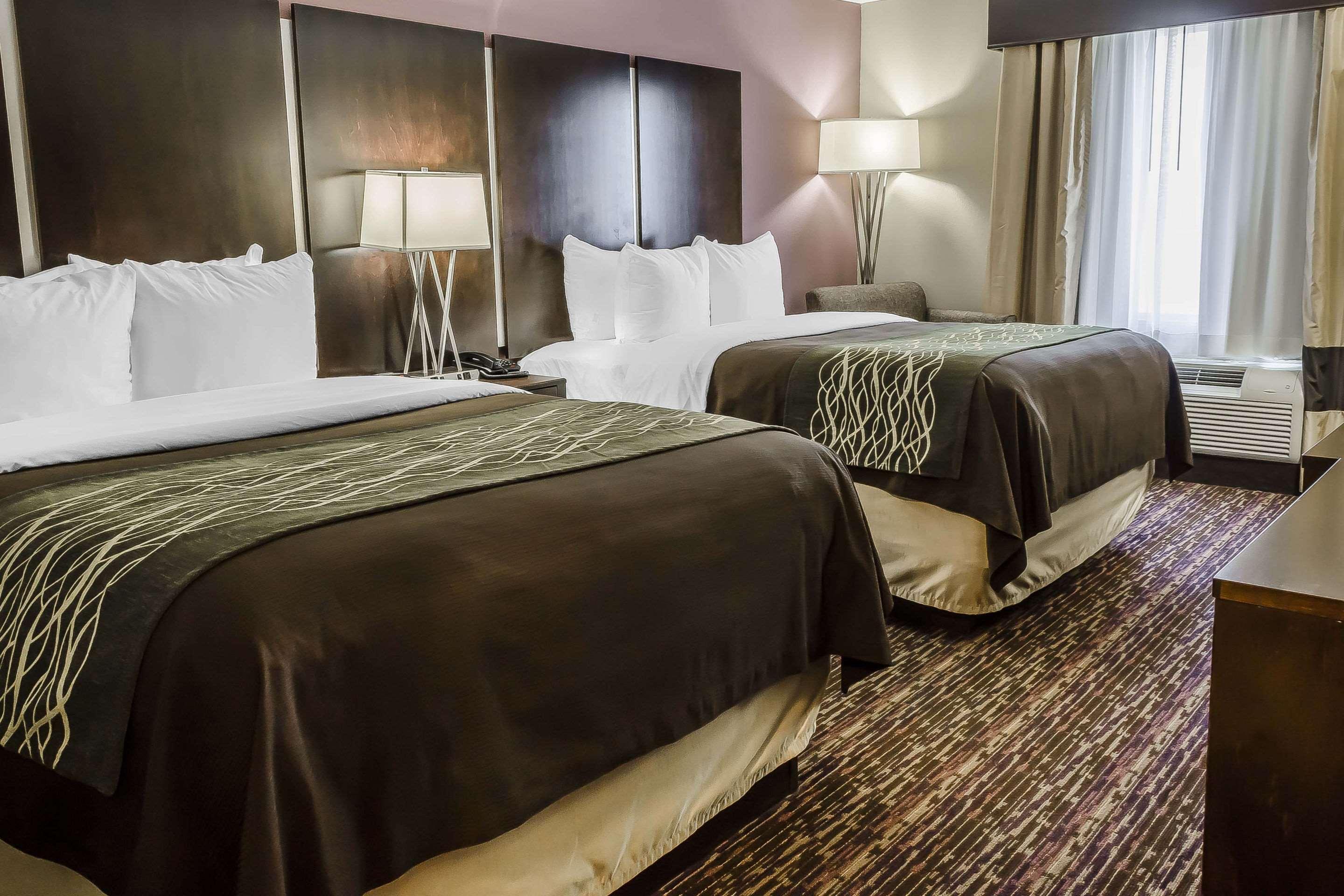 Comfort Inn & Suites Dothan East Bagian luar foto