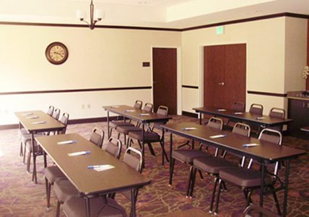 Comfort Inn & Suites Dothan East Bagian luar foto