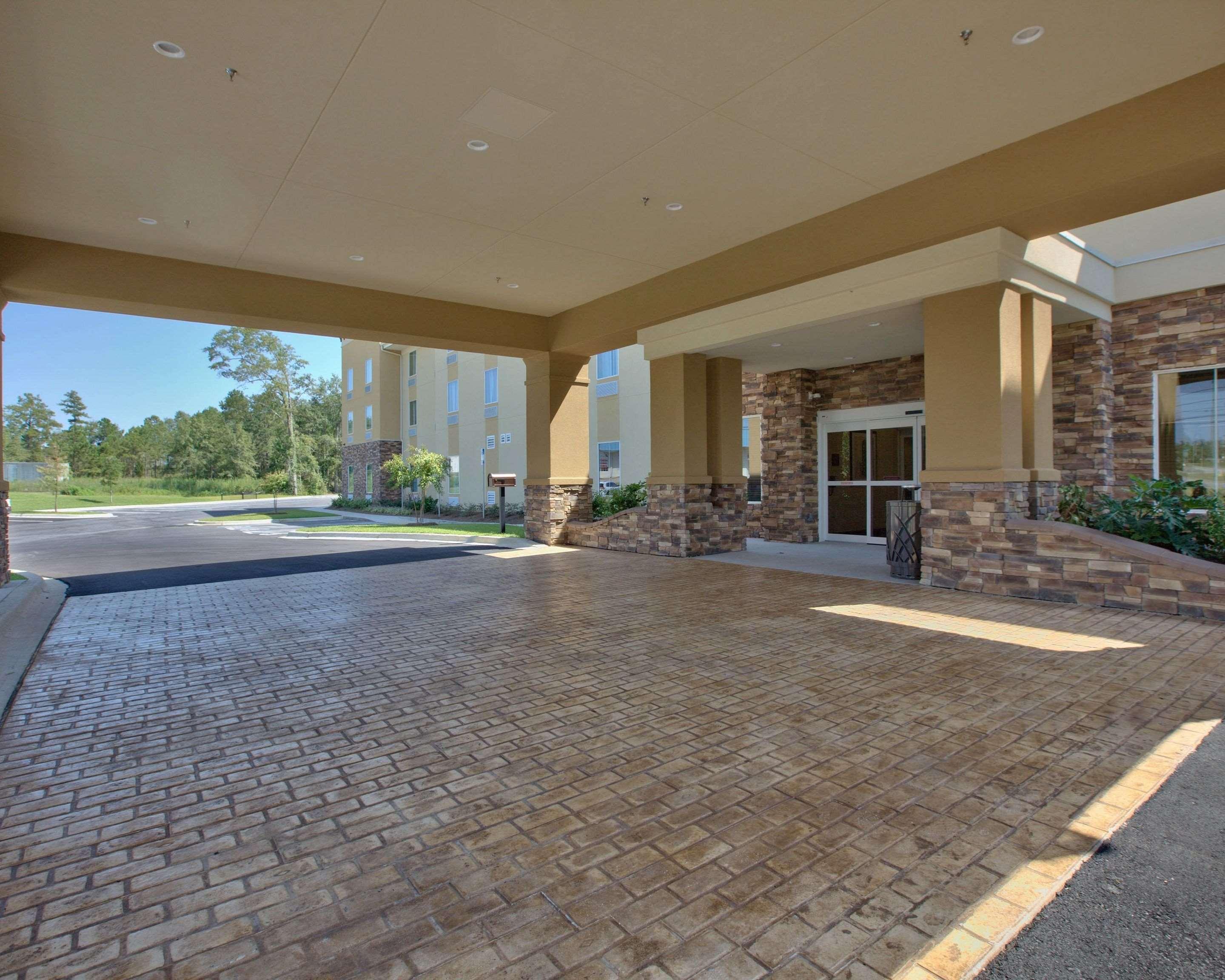 Comfort Inn & Suites Dothan East Bagian luar foto
