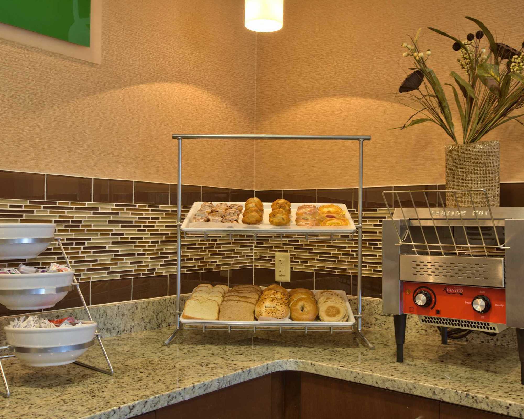 Comfort Inn & Suites Dothan East Fasilitas foto