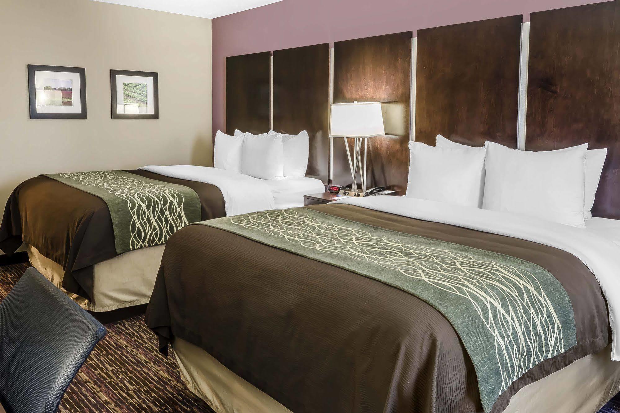 Comfort Inn & Suites Dothan East Bagian luar foto
