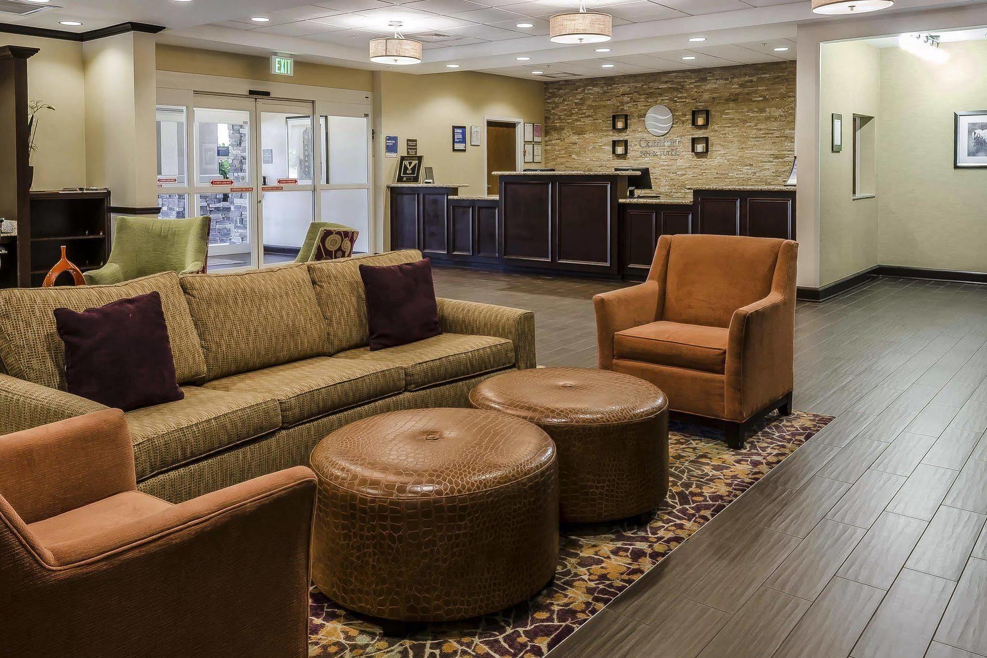 Comfort Inn & Suites Dothan East Bagian luar foto